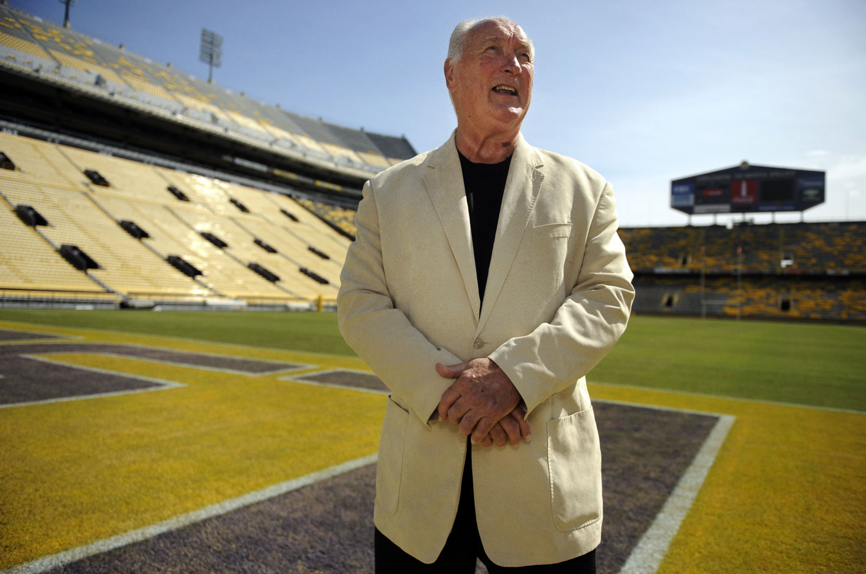 RUN to GLORY *** Billy Cannon's punt return against Ole Miss 50 years ago cemented his place in LSU and college football history
